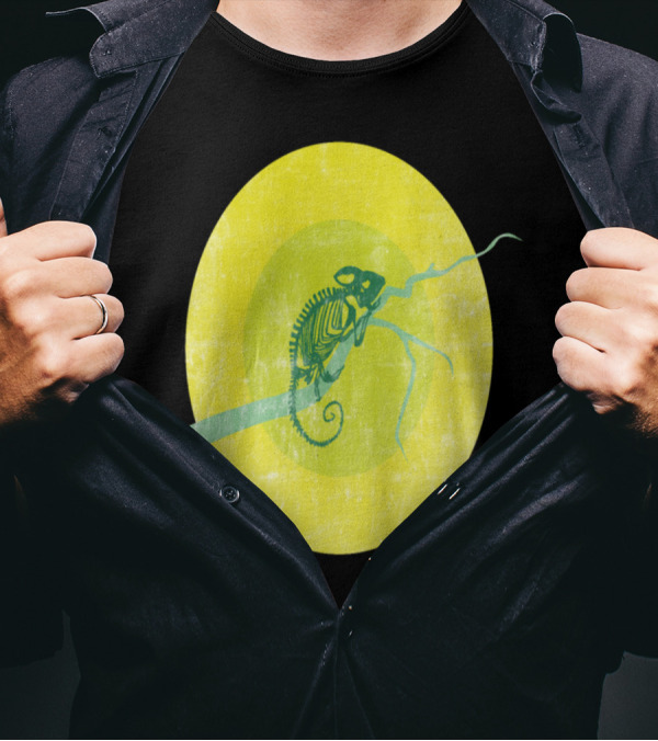 Chameleon Skeleton Save The Rainforests Shabby Vintage Style Retro Circle T-Shirt