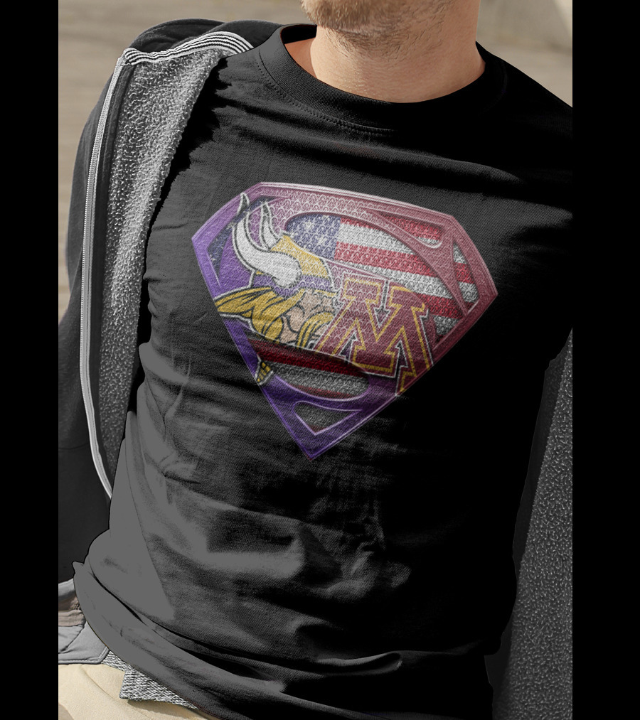 Minnesota Vikings University Of Minnesota American Flag Superman T-Shirt