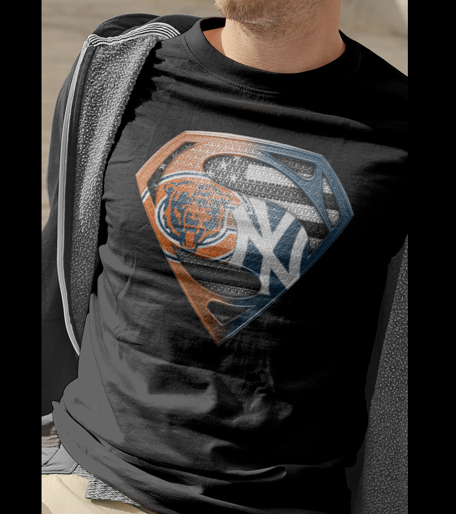 Chicago Bears And New York Yankees Superman Logo Mashup T-Shirt