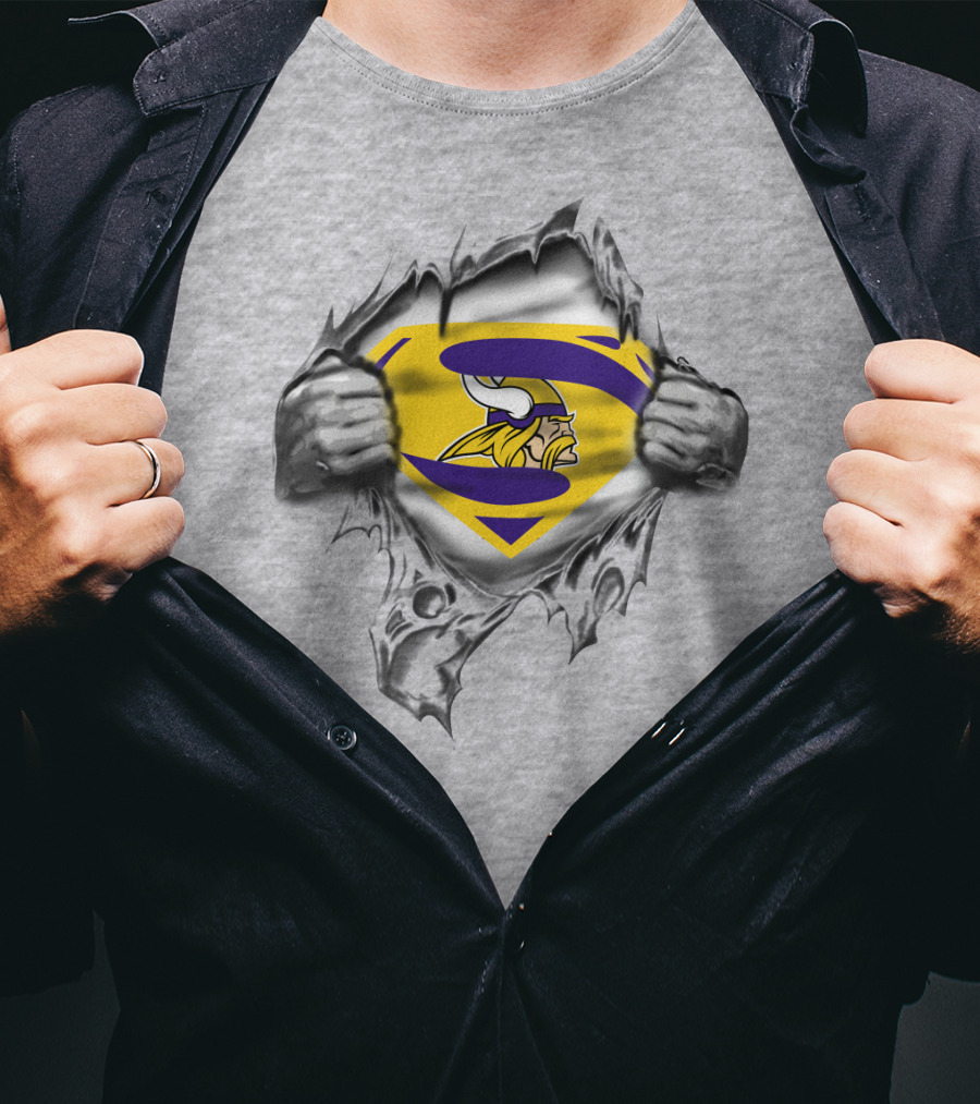 Superman Logo Viking Warrior Shield Torn Ripped Effect T-Shirt