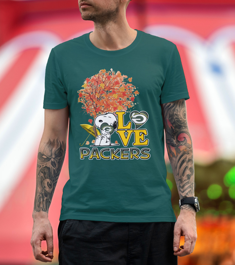 Love Packers Snoopy Green Bay Packers Autumn Tree T-Shirt