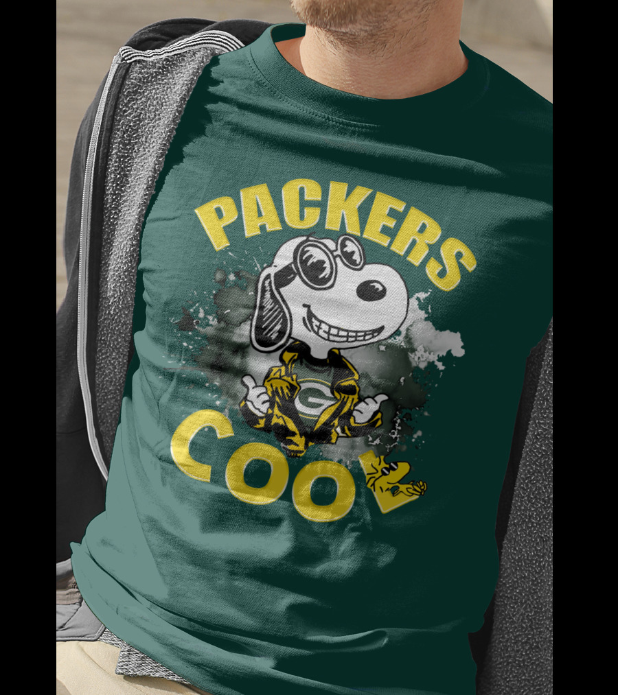 Packers Cool Snoopy Green Bay Packers Football T-Shirt