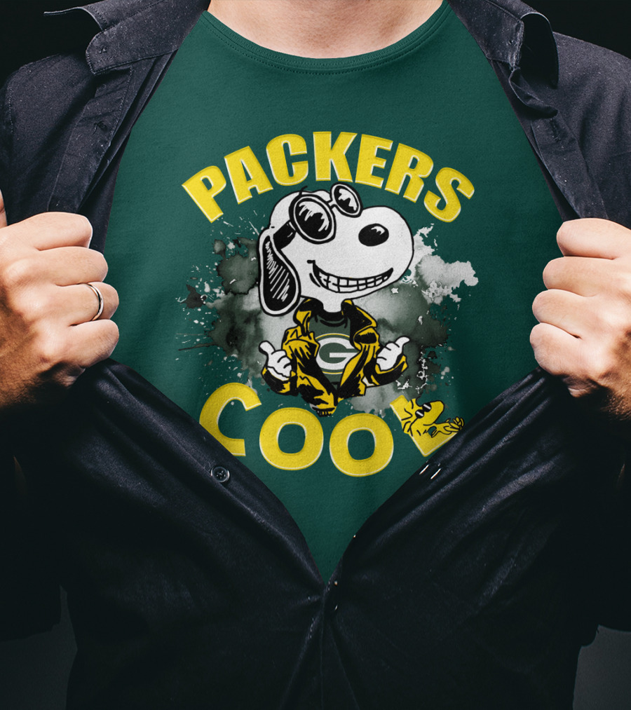 Packers Cool Snoopy Green Bay Packers Football T-Shirt