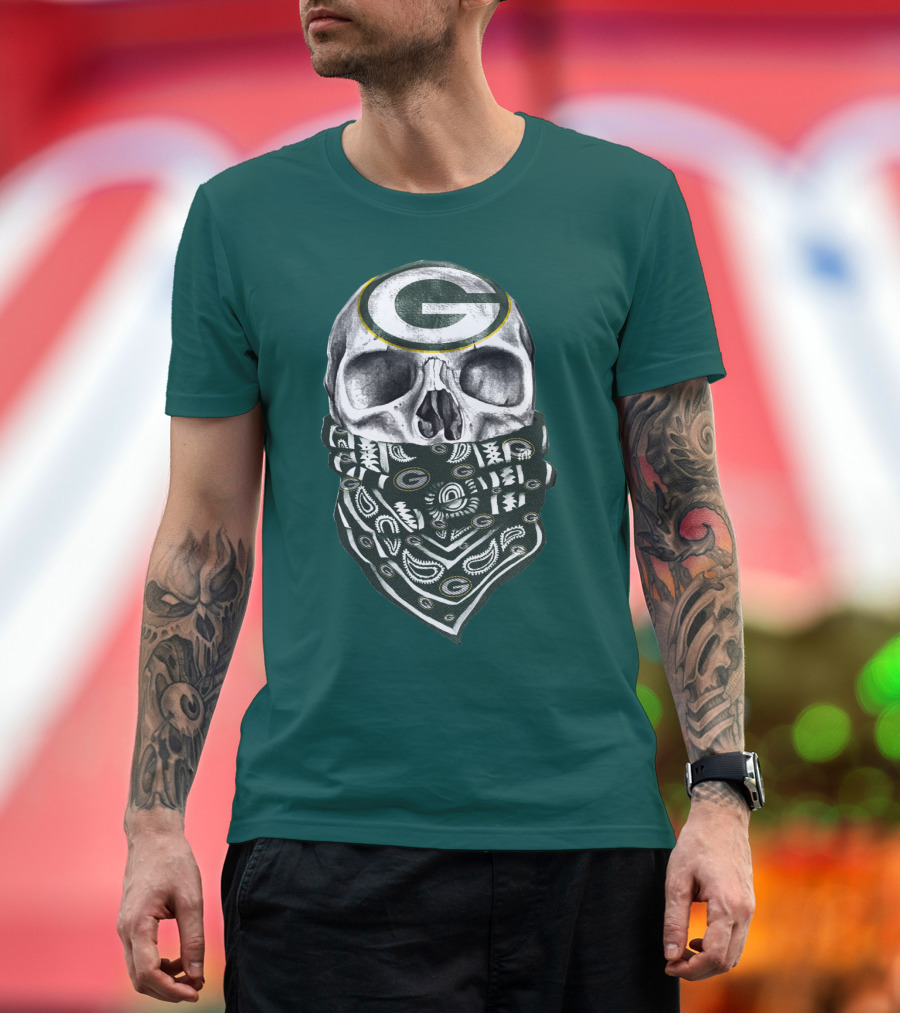 Green Bay Packers Skull With Bandana Featuring T-Shirt