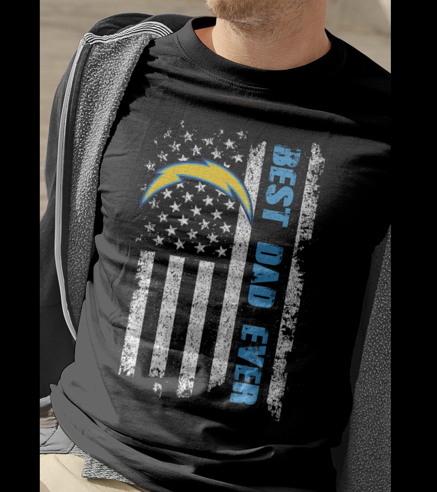 Best Dad Ever Chargers Flag T-Shirt