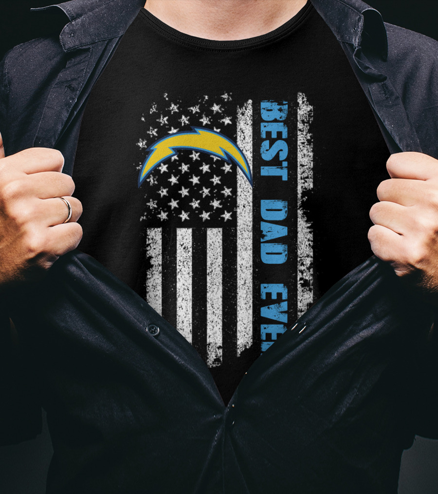 Best Dad Ever Chargers Flag T-Shirt