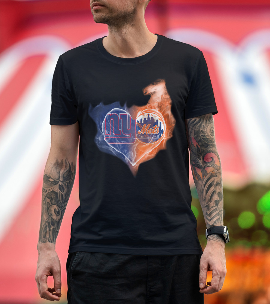 Ny Giants And Mets Heart Shape Smoke Effect T-Shirt