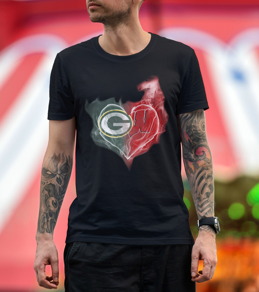 Green Bay Packers Wisconsin Badgers Heart Smoke T-Shirt