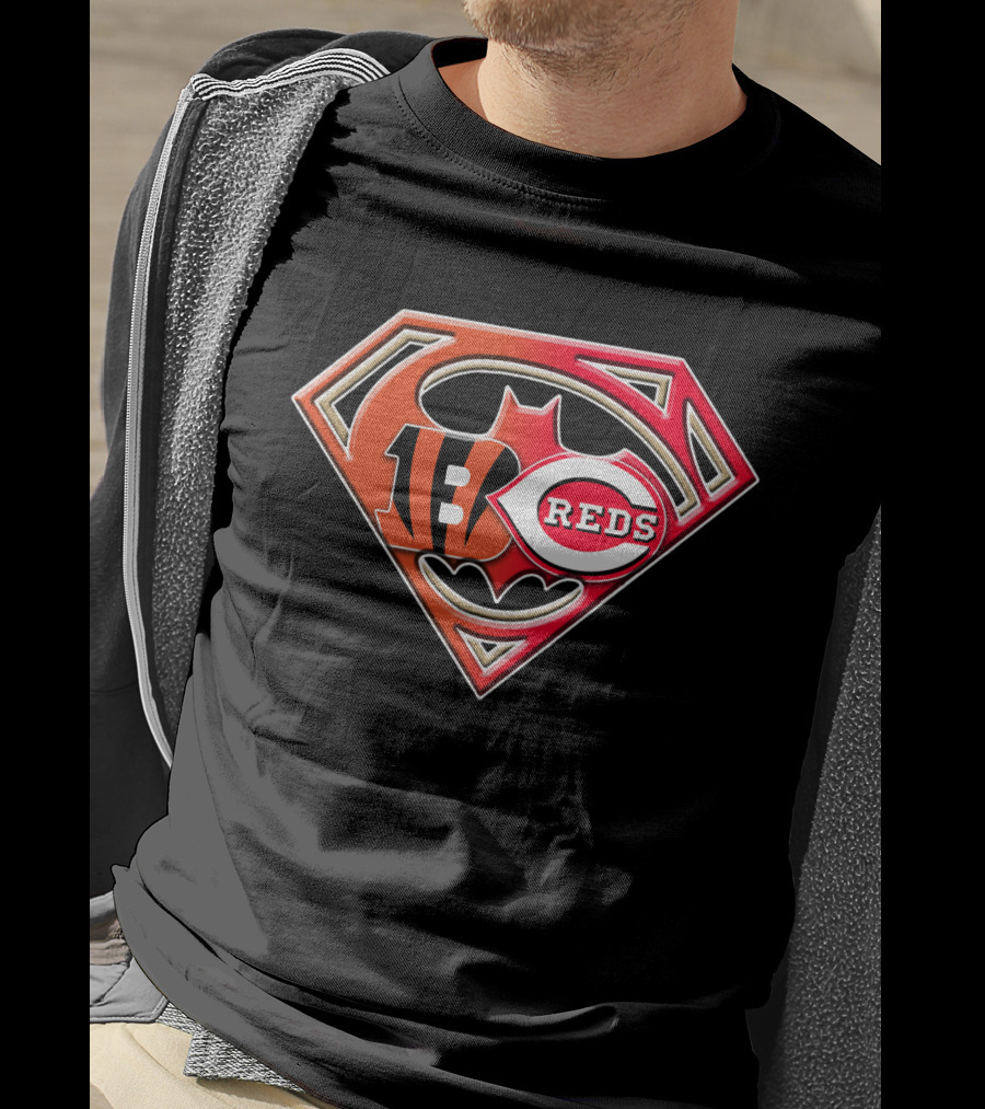 Cincinnati Bengals Reds Superman Batman Logo Fusion T-Shirt