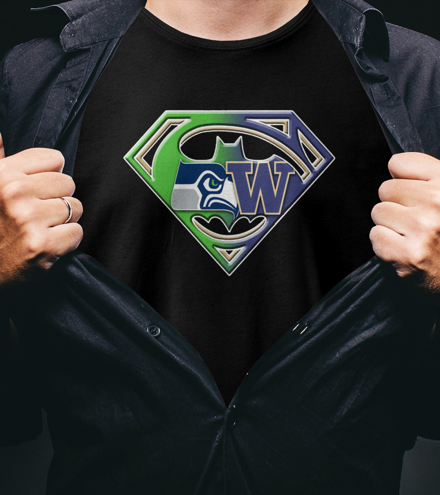Superman Logo Seattle Seahawks Washington Huskies Bat 111 T-Shirt