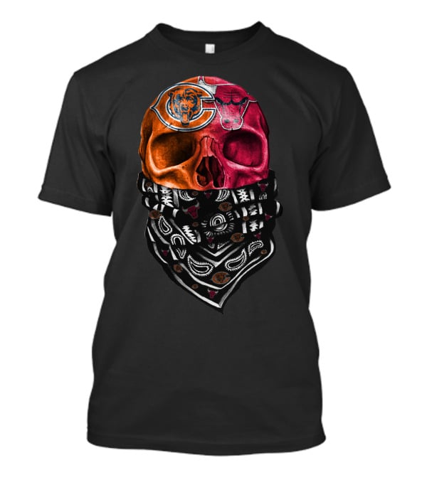 Chicago Bears And Bulls Skull With Bandana T-Shirt