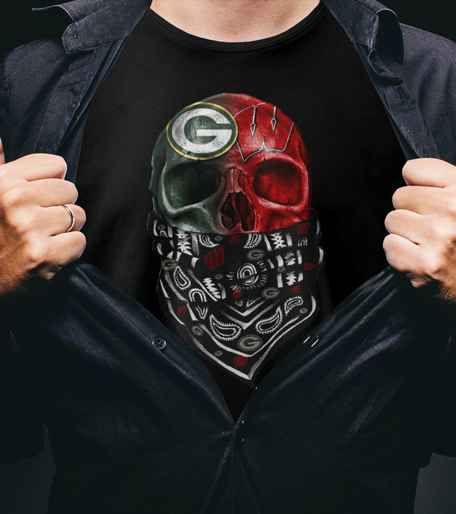 Green Bay Packers Wisconsin Badgers Skull Bandana T-Shirt