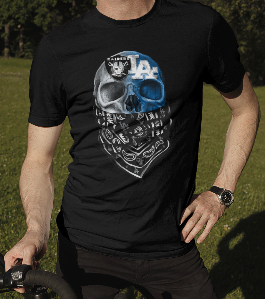 Raider La Bandana Skull T-Shirt