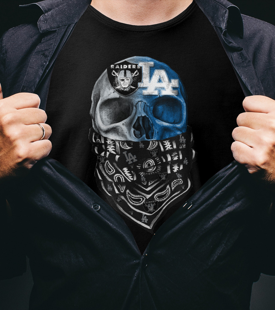 Raider La Bandana Skull T-Shirt