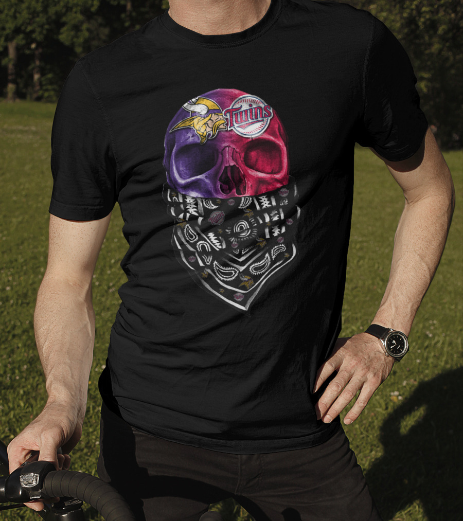 Vikings Twins Skull Bandana Sku 135 T-Shirt