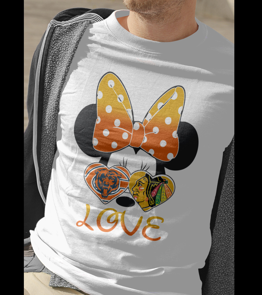 Minnie Mouse Love Chicago Bears Blackhawks Bow T-Shirt