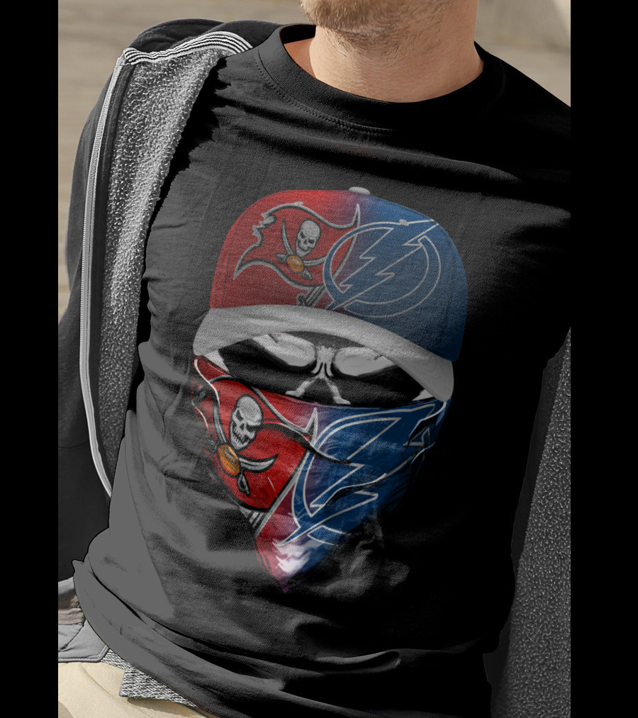 Buccaneers Lightning Face Mask Hat Dual T-Shirt