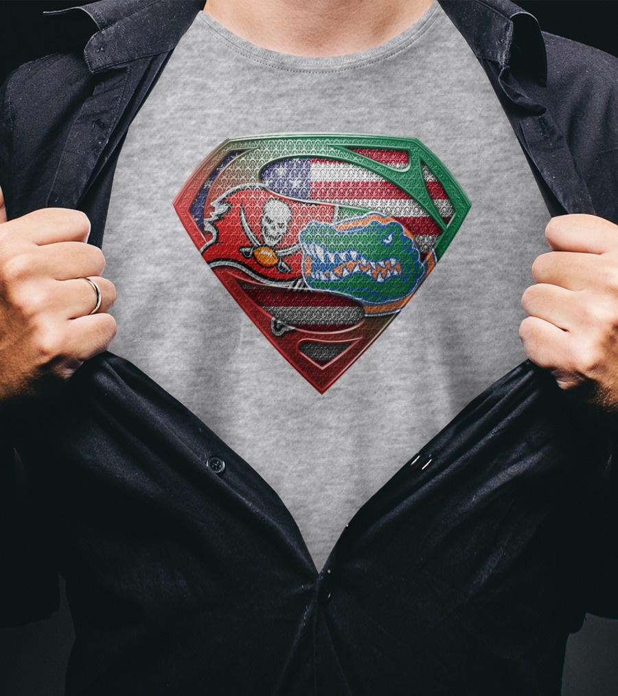 Superman Logo Tampa Bay Buccaneers Florida Gators American Flag T-Shirt