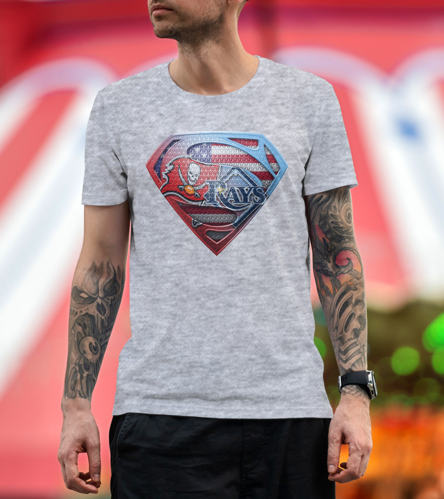 Tampa Bay Buccaneers Rays American Flag Shield T-Shirt
