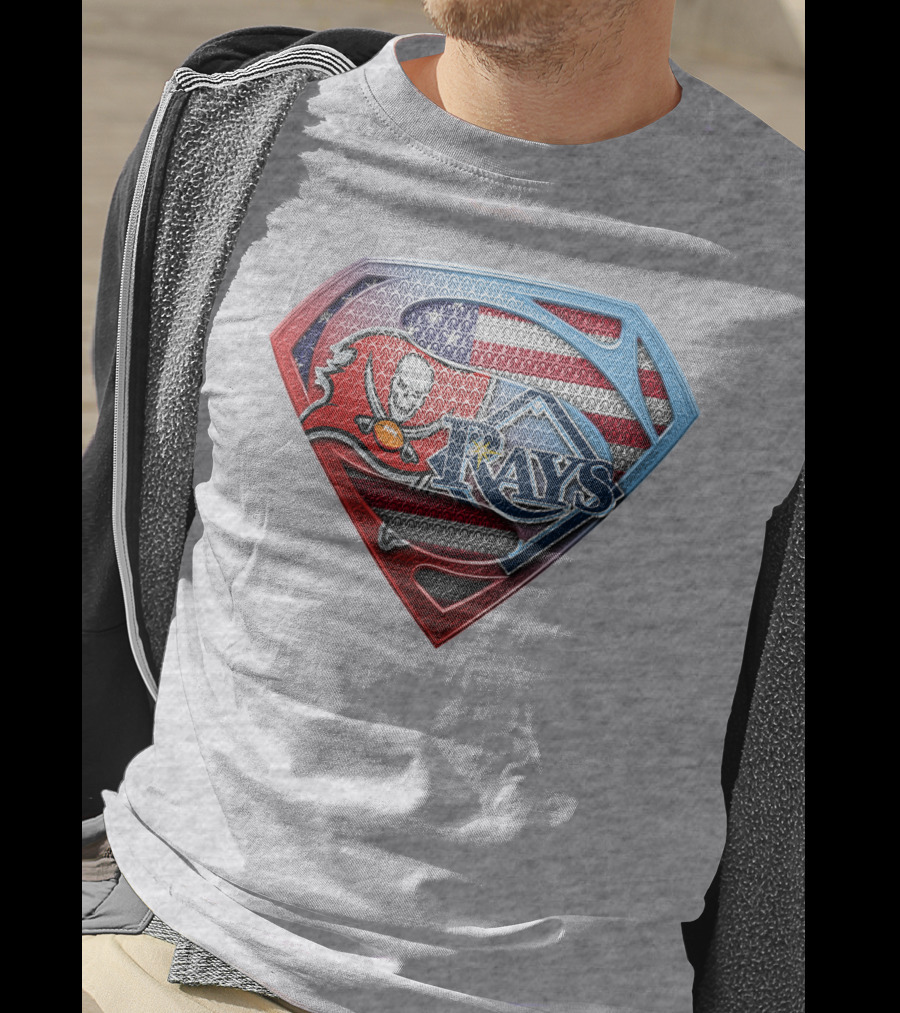 Tampa Bay Buccaneers Rays American Flag Shield T-Shirt