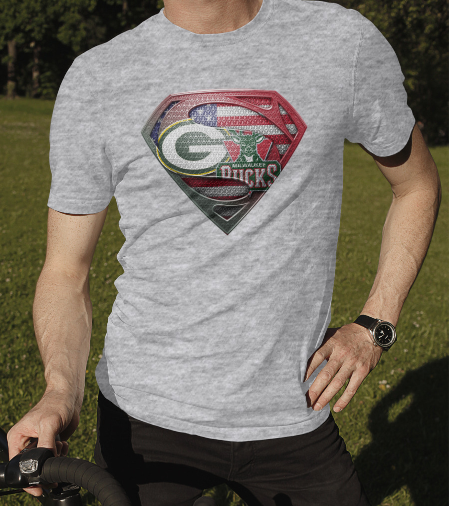Green Bay Milwaukee Bucks Superman American Flag T-Shirt