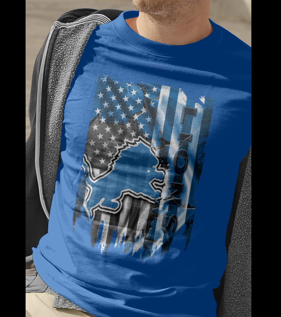 Detroit Lions American Flag Football Team T-Shirt