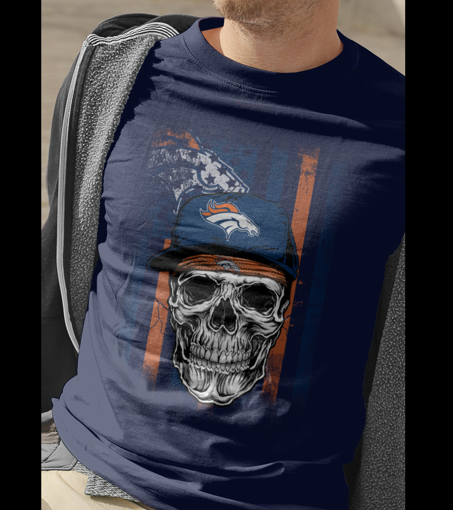 Denver Broncos Skull With Cap And Logo На Тёмно-Синем Фоне T-Shirt