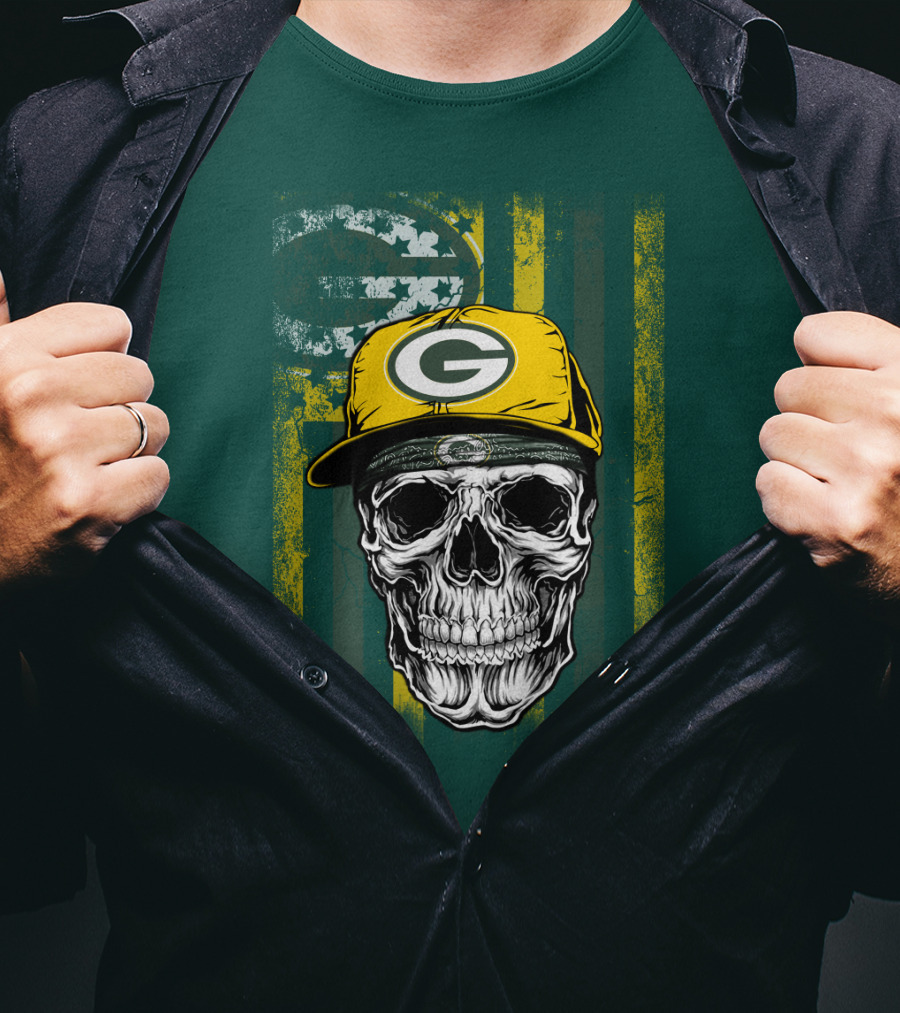 Green Bay Packers Skull With Cap And Distressed Flag T-Shirt
