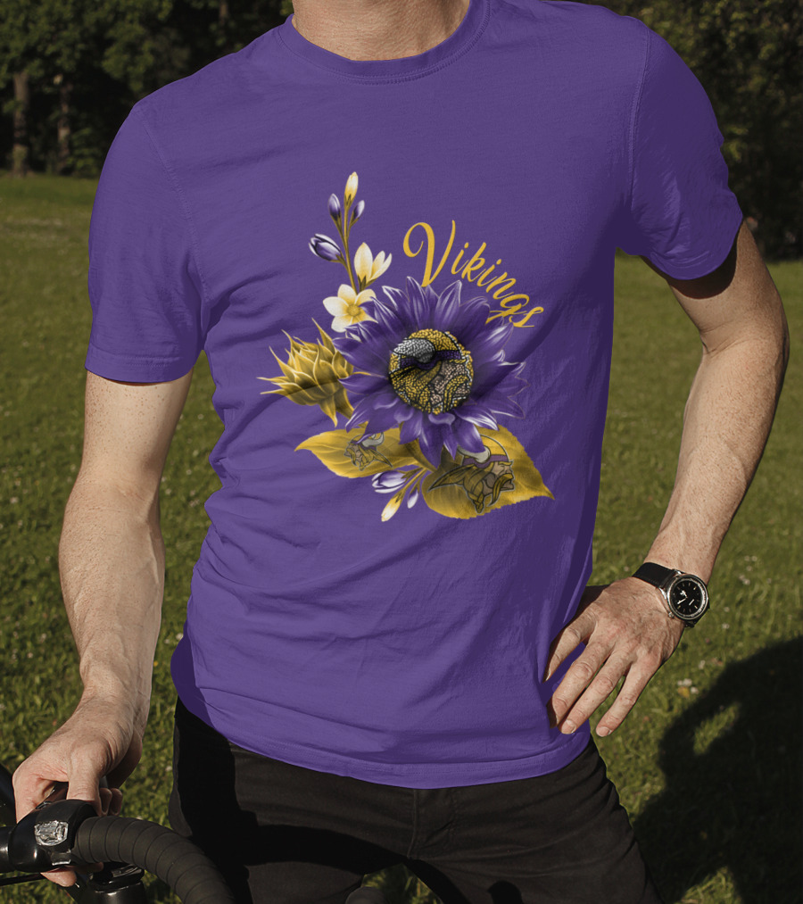 Vikings Minnesota Purple Floral Football Team Badge T-Shirt
