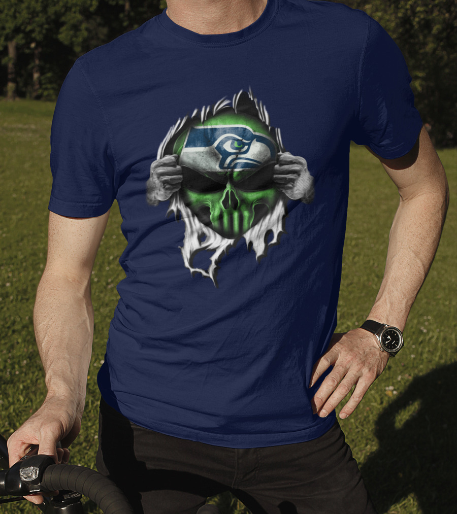 Seattle Seahawks Skull Ripping T-Shirt