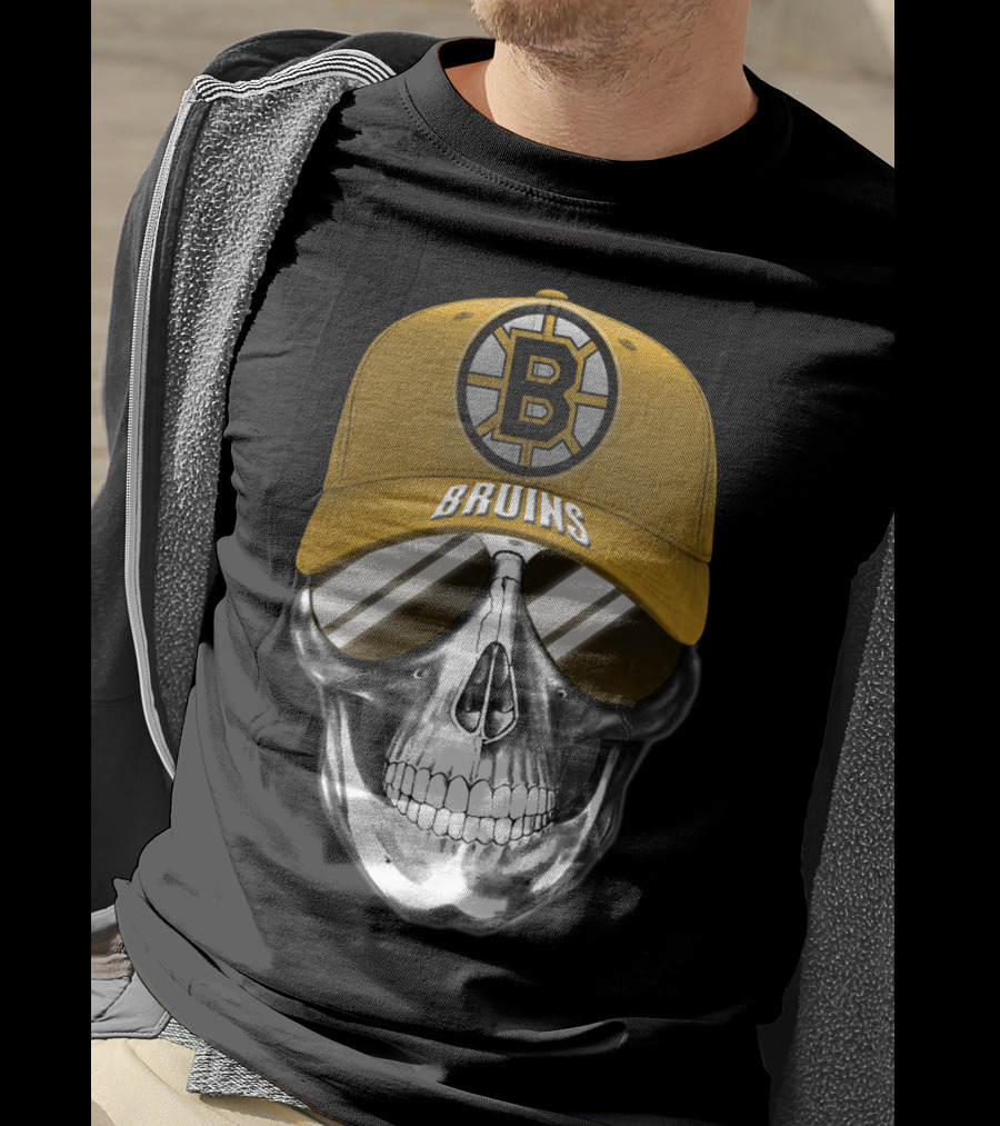 Boston Bruins Skull Cap With Hockey T-Shirt