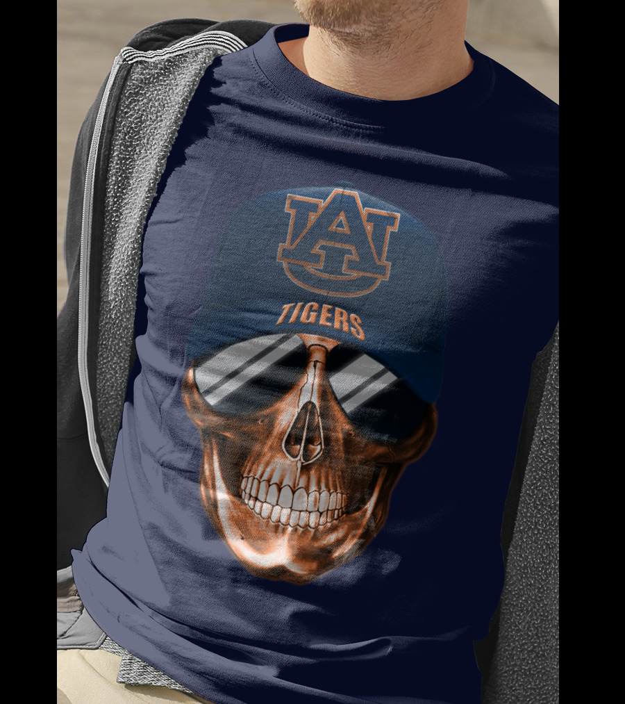 Auburn Tigers Skull With Au Logo Hat And Sunglasses T-Shirt