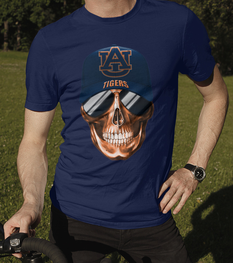 Auburn Tigers Skull With Au Logo Hat And Sunglasses T-Shirt