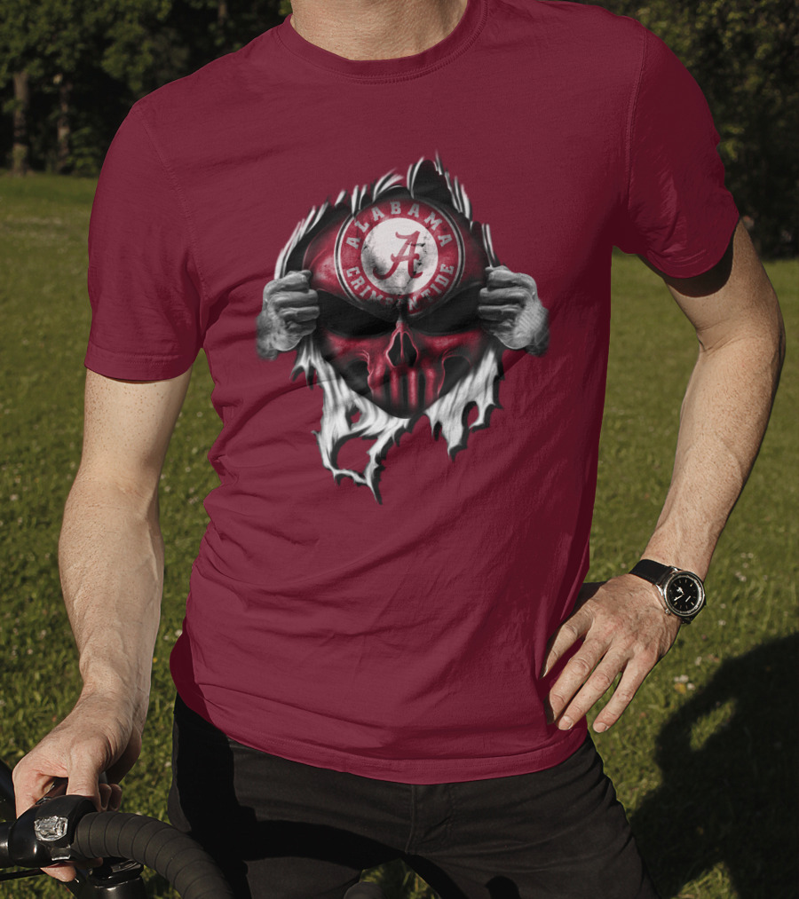 Alabama Crimson Tide Skull Emblem With Red And White Torn Fabric Effect T-Shirt