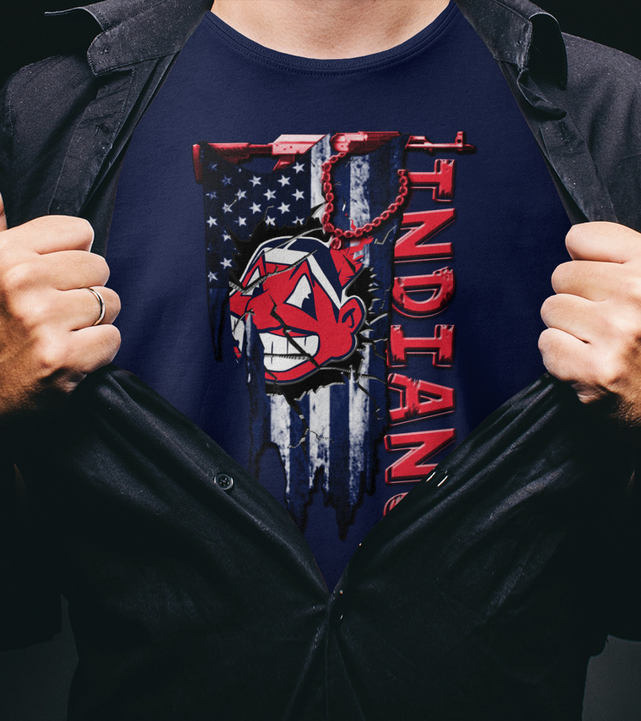 Cleveland Indians Vintage Chief Wahoo With American Flag And Red Chain T-Shirt