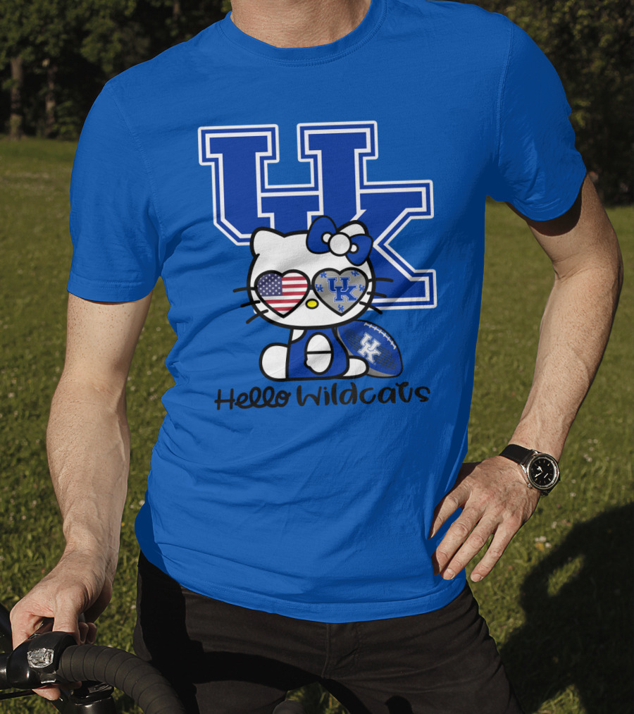 Hello Wildcats Uk Logo Hello Kitty With American Heart And Football T-Shirt