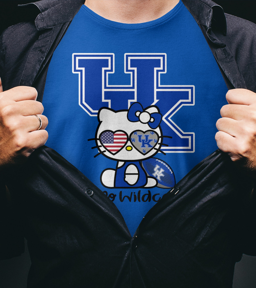 Hello Wildcats Uk Logo Hello Kitty With American Heart And Football T-Shirt