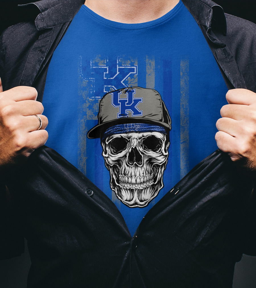 Kentucky Wildcats Skull With Uk Logo Hat On Grunge Blue T-Shirt
