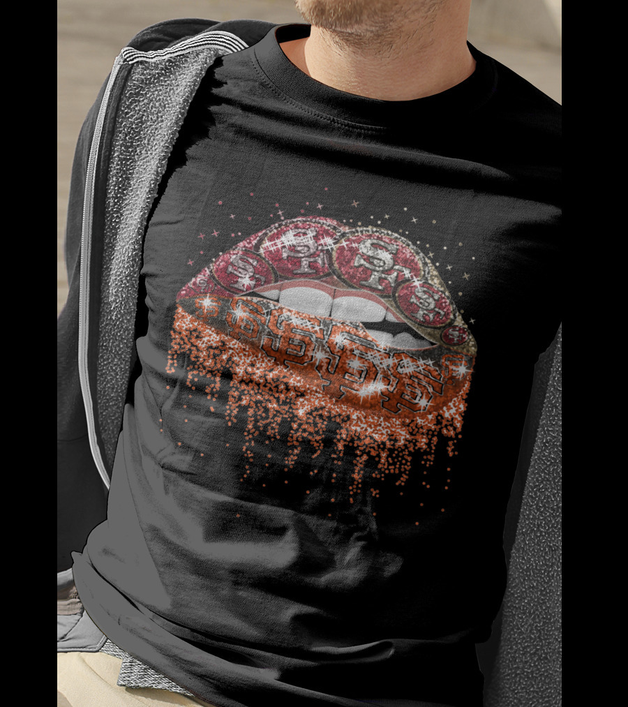 Lip Glittering Gold Dollar Lips T-Shirt
