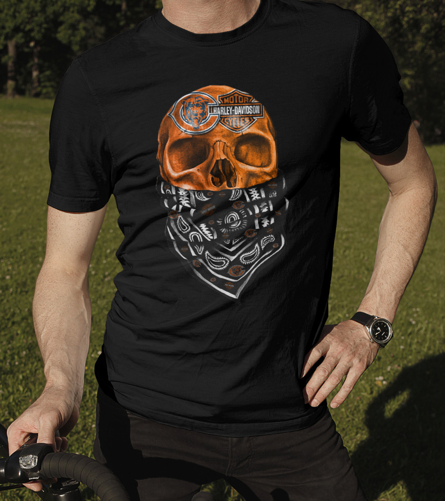 Harley Davidson Motorcycles Skull With Chicago Bears Logo Bandana T-Shirt