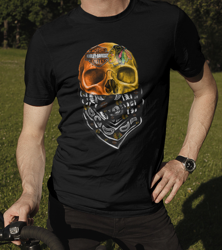 Harley Davidson Motorcycles Skull With Blackhawks Bandana T-Shirt