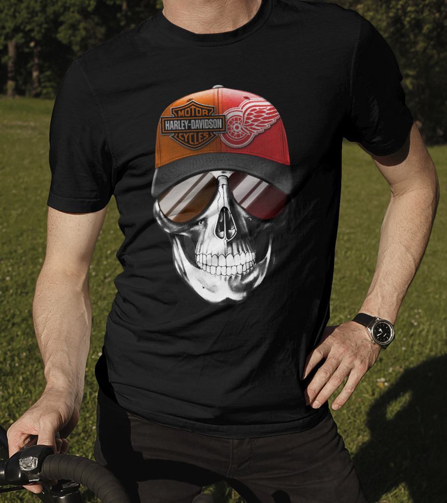 Harley Davidson Motor Cycles Red Wings Skull Cap T-Shirt