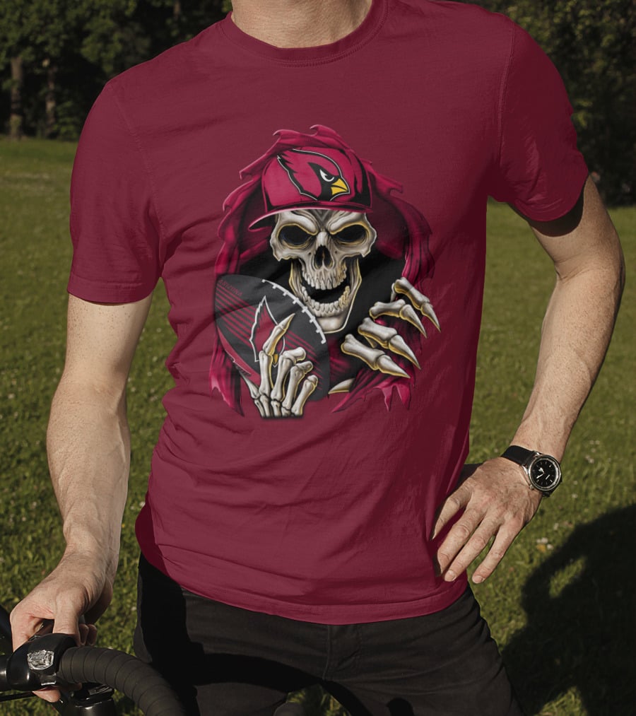 Arizona Cardinals Skull Holding Football T-Shirt