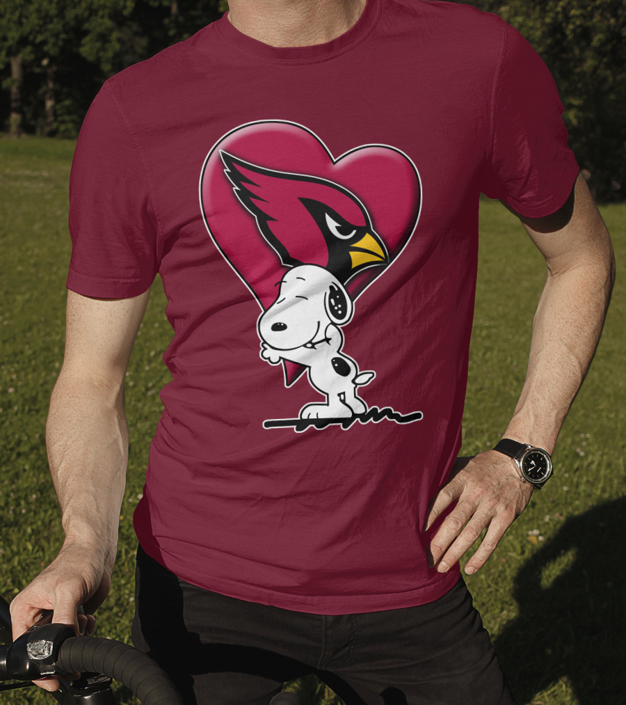 Snoopy Hugging Heart Arizona Cardinals T-Shirt