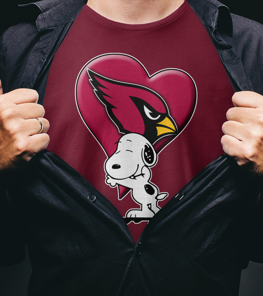 Snoopy Hugging Heart Arizona Cardinals T-Shirt