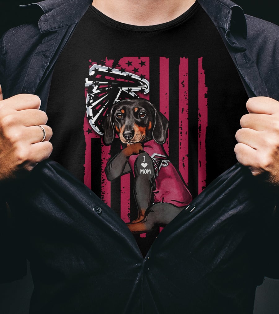 Dachshund I Love Mom Atlanta Falcons Fan Background T-Shirt
