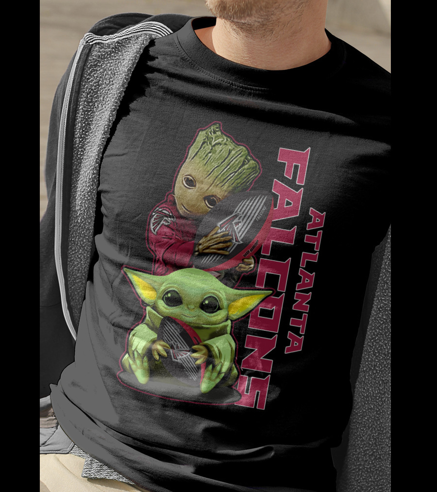 Grzd Atlanta Falcons Baby Groot Yoda Holding Football T-Shirt