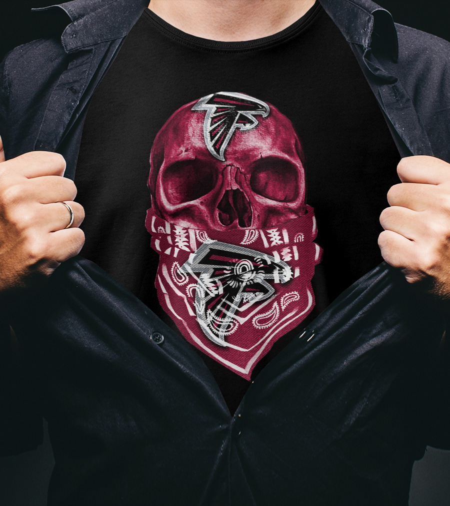 Atlanta Falcons Skull Bandana T-Shirt