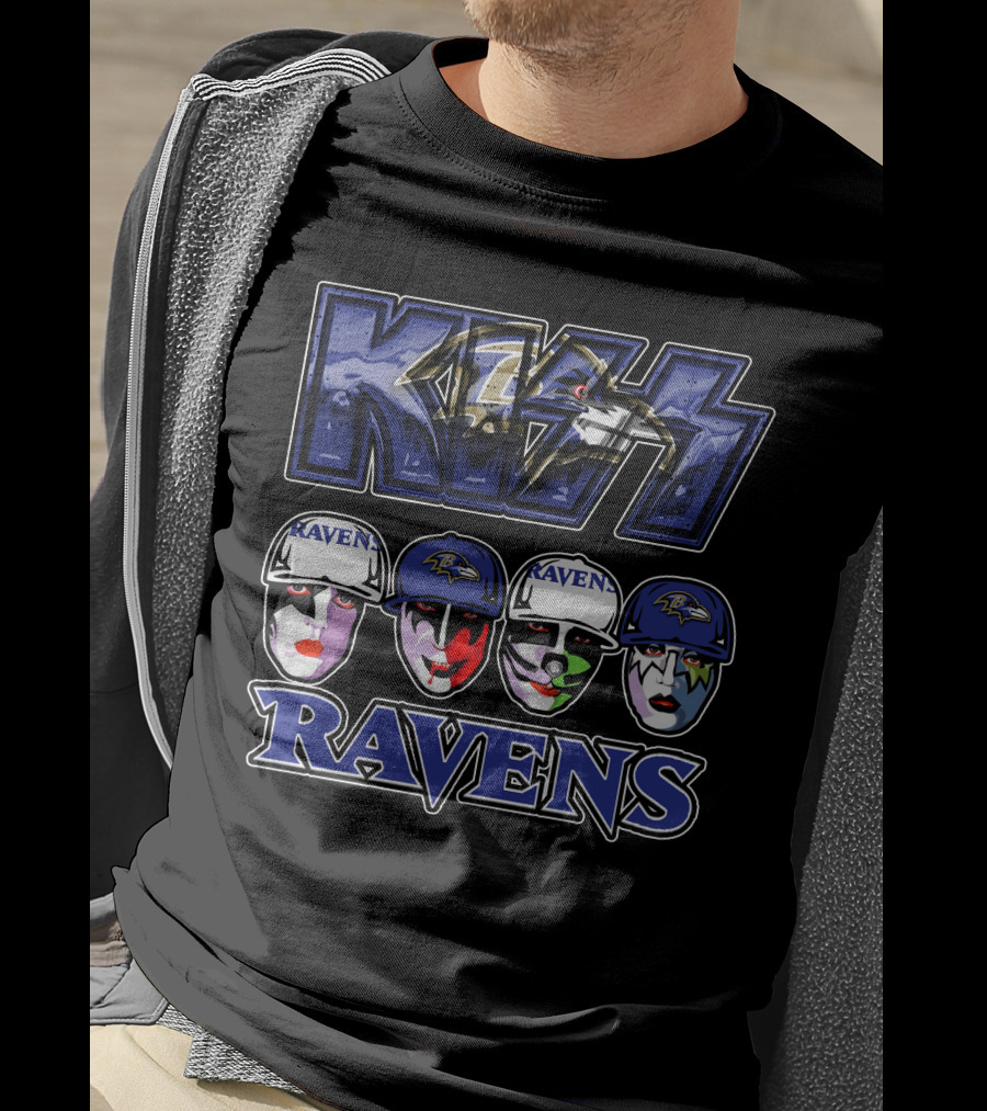 Kiss Baltimore Ravens Faces With Logo And Raven Helmets T-Shirt