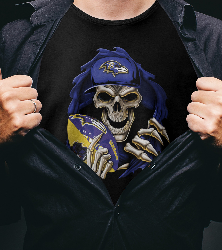 Skullbong Baltimore Ravens Skeleton Holding Football T-Shirt